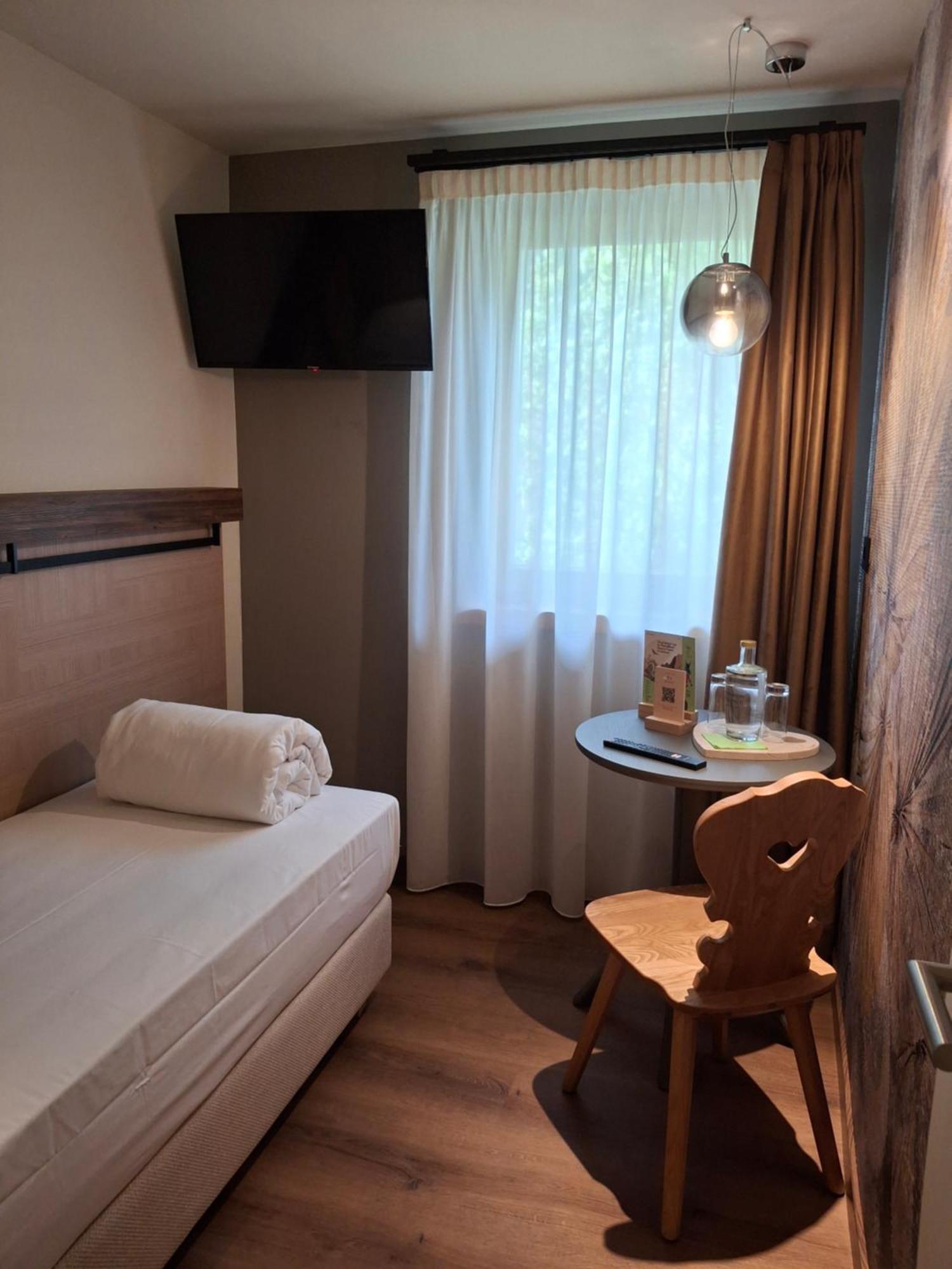 Dolomiti Saone Hotel *